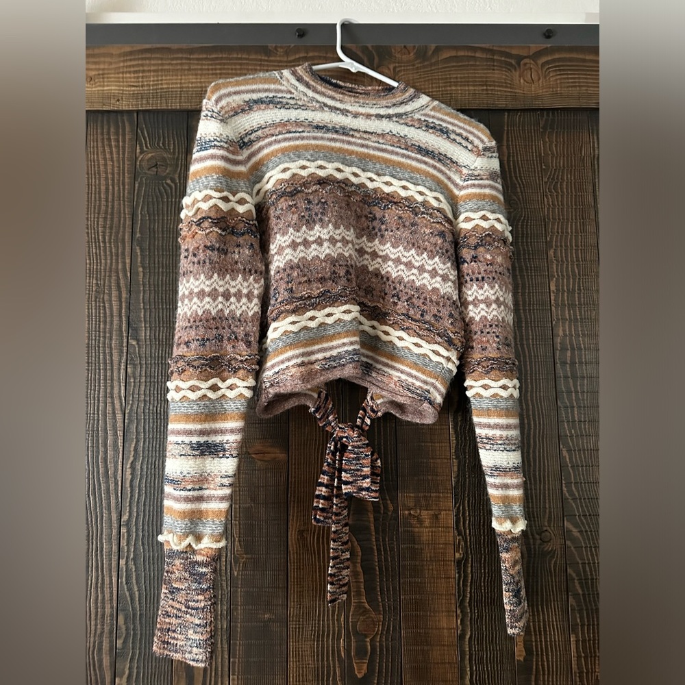 Shyanne crop backless tie sweater large